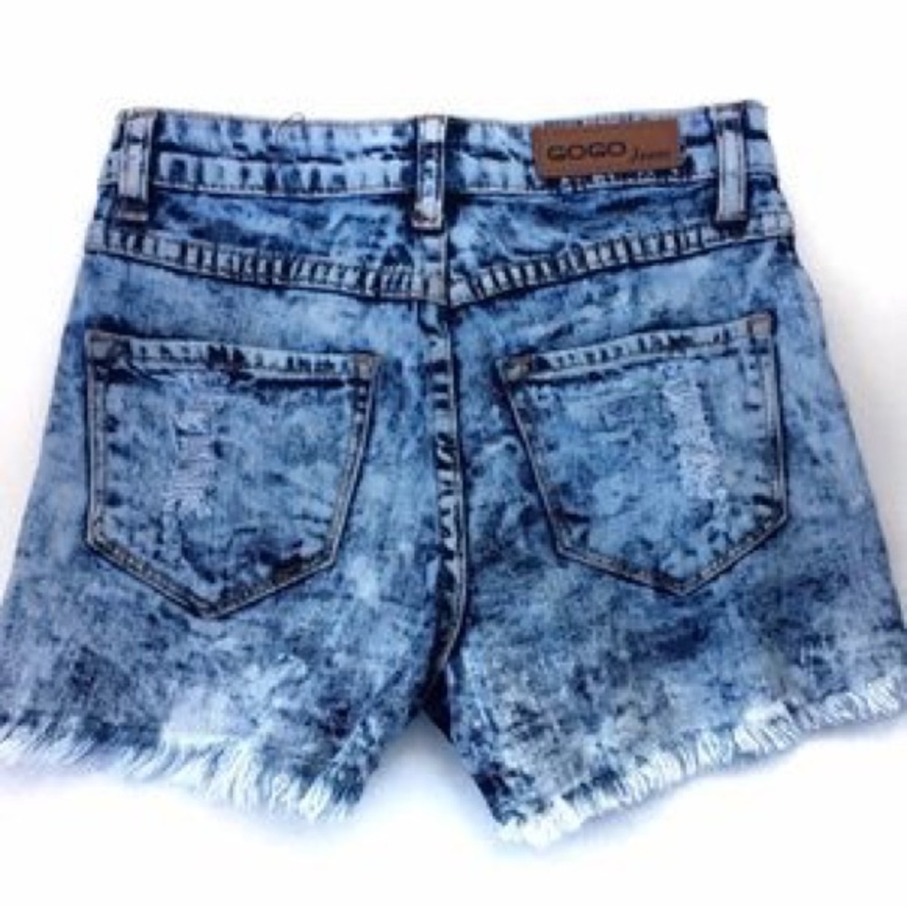 Acid Wash Denim High Rise Cut-Off Shorts Size S-M
